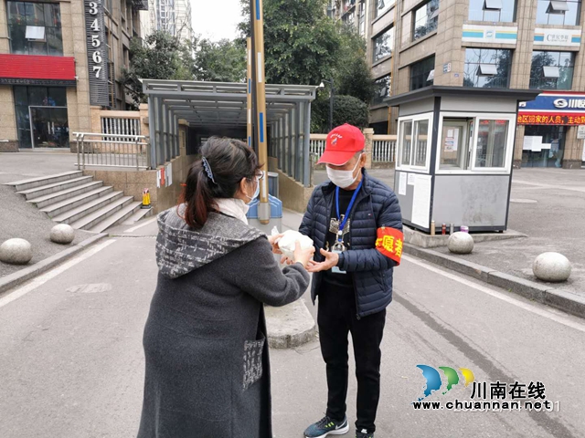 江陽區(qū)茜草街道沙坪社區(qū)“疫情大考下的暖心瞬間”(圖4)