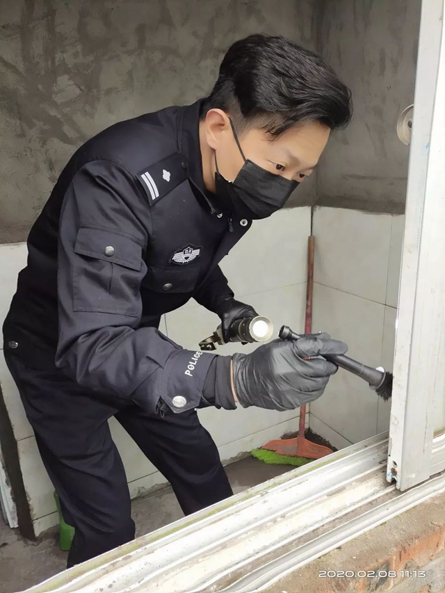 微信上買口罩轉(zhuǎn)賬10多萬元后，賣家消失了！宜賓警方破獲一起詐騙案(圖1)