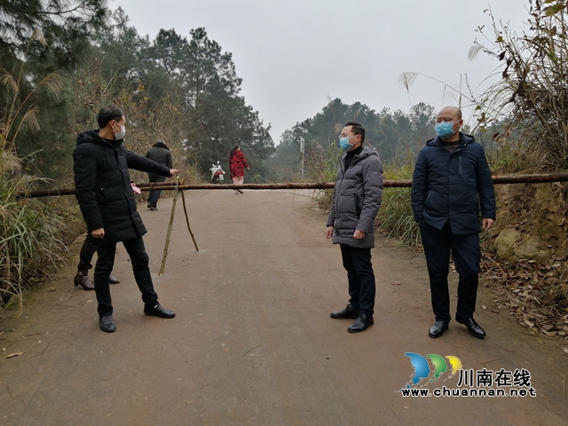 疫情防控宣傳的排頭兵李小紅：我用鏡頭敬英雄！(圖2)