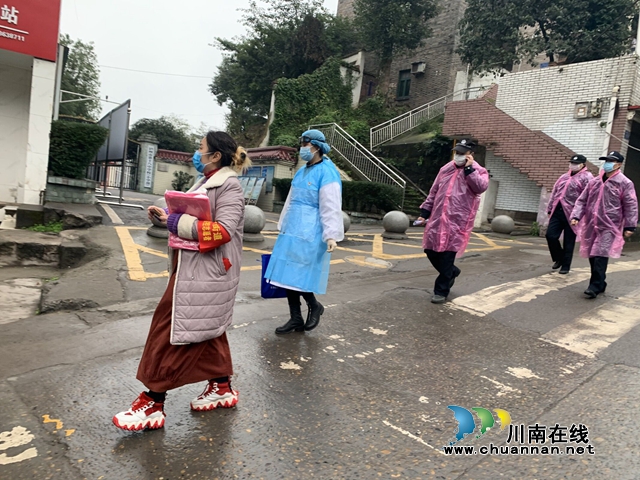 龍馬潭區(qū)紅星街道玉帶橋社區(qū)黨委：黨建引領(lǐng)抗擊疫情 基層奮戰(zhàn)群防群治(圖3)