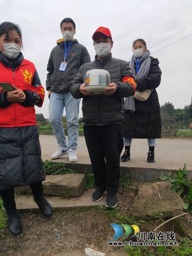 龍馬潭區(qū)特興街道：疫情防控一線上的成人禮(圖2)