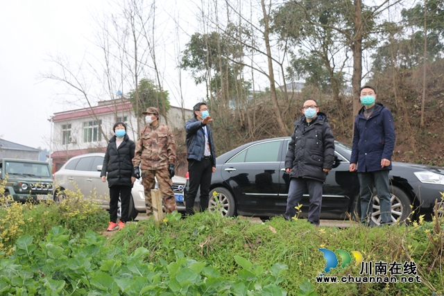 瀘州市基層防控工作組到瀘縣潮河鎮(zhèn)督導(dǎo)疫情防控工作(圖5)