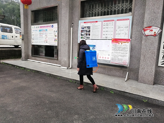龍馬潭區(qū)紅星街道玉帶橋社區(qū)黨委書記黃林：我們的暖心書記(圖3)