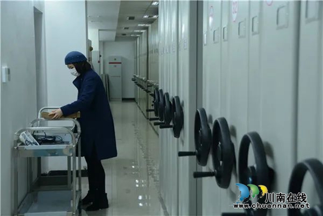江陽區(qū)法院：戰(zhàn)疫情（十） | 疫情期間江陽法院檔案室的姐姐們這樣安排(圖8)