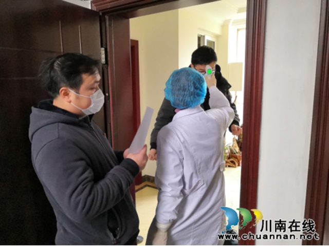 龍馬潭：天立社區(qū)居委會(huì)主任李住?？挂叩?48小時(shí)(圖3)