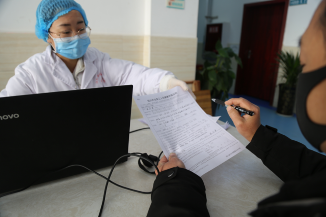 江陽區(qū)：靈活便利辦理健康證 返崗復(fù)工不耽誤！(圖4)