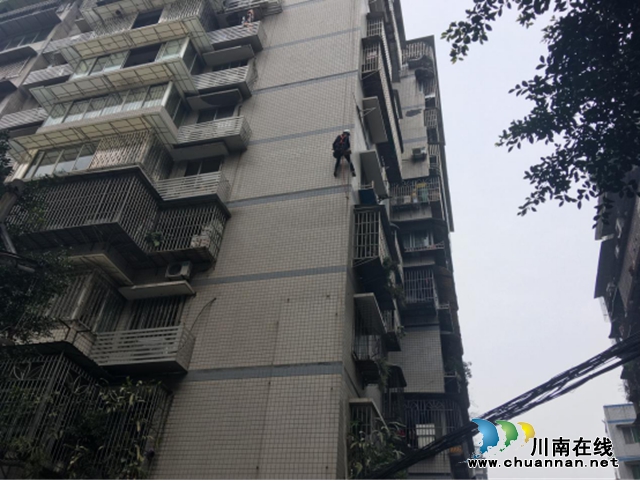 江陽區(qū)北城街道城垣社區(qū)　抓疫情防控也抓居民安全