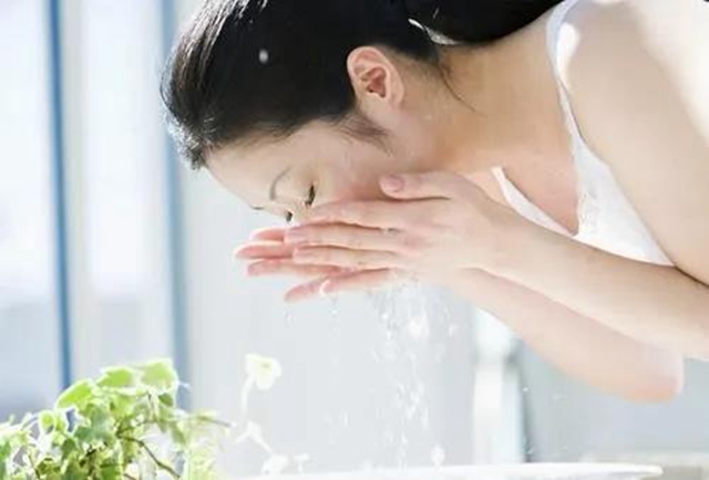 長(zhǎng)期戴口罩皮膚越來(lái)越差？西南醫(yī)大中醫(yī)院專家教你如何護(hù)膚(圖5)