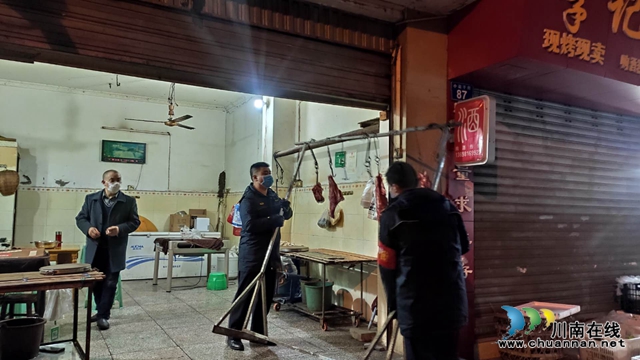 龍馬潭區(qū)小市街道：疫線“城管藍(lán)” 抗疫復(fù)工兩不松(圖3)