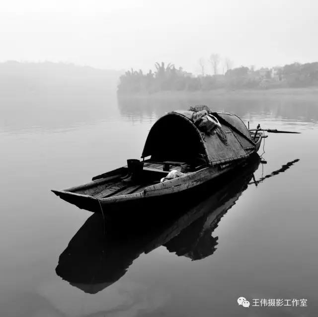 瀘州王偉鄉(xiāng)愁攝影《搖啊搖 搖到外婆橋》賞析