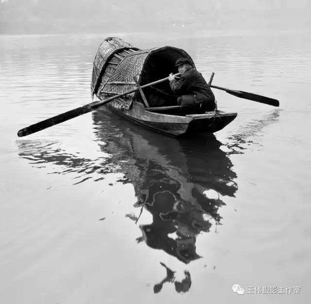 王偉鄉(xiāng)愁攝影《搖啊搖 搖到外婆橋》賞析(圖2)