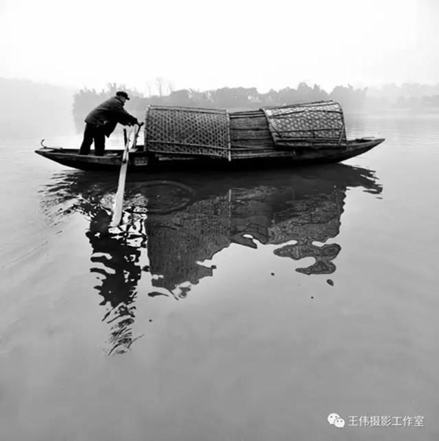 王偉鄉(xiāng)愁攝影《搖啊搖 搖到外婆橋》賞析(圖3)