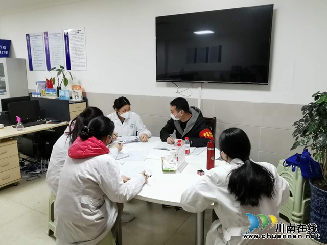 龍馬潭區(qū)紅星街道天立社區(qū)警輔楊超的奮戰(zhàn)“疫”線日常