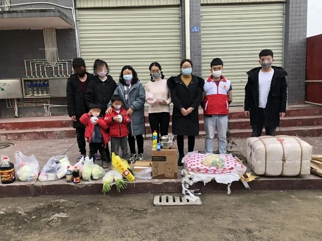 湖北一家8口年前到宜賓旅游！結(jié)果在興文住了40天！