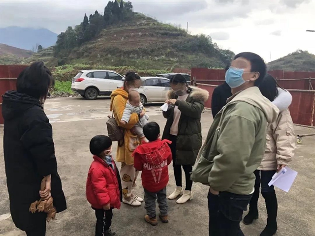 湖北一家8口年前到宜賓旅游！結(jié)果在興文住了40天！(圖2)