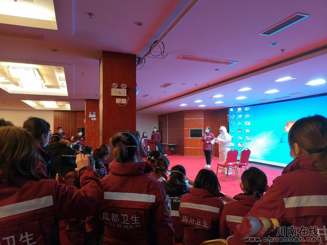 【西南醫(yī)大中醫(yī)院馳援武漢?加油】明天，愿車水馬龍(圖3)