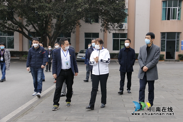 瀘州市副市長馬宗慧到合江中學(xué)調(diào)研開學(xué)準(zhǔn)備工作(圖3)