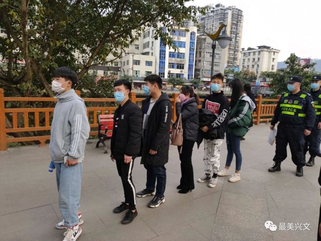 教育+發(fā)口罩！宜賓這些人外出沒帶口罩被曝光，還要參與聯(lián)防勸導(dǎo)隊(圖14)