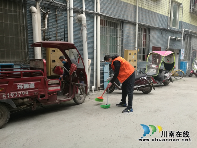瀘縣農(nóng)業(yè)農(nóng)村局積極開(kāi)展周末衛(wèi)生大掃除