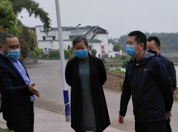 瀘縣玉蟾街道到云龍鎮(zhèn)考察學(xué)習(xí)鄉(xiāng)村振興暨人居環(huán)境整治工作