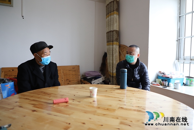 瀘縣玉蟾街道開展脫貧攻堅(jiān)大走訪活動(dòng)(圖2)