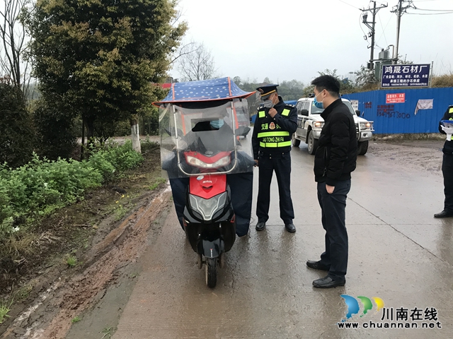瀘縣立石鎮(zhèn)：疫情防控同時(shí) 緊抓交通安全