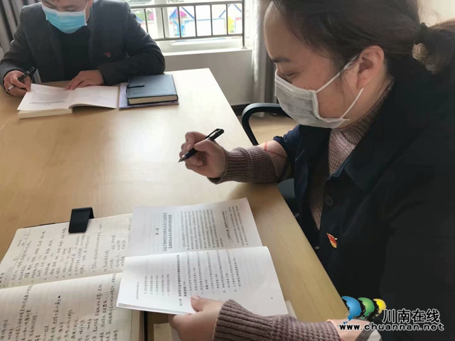 瀘縣玉蟾街道朝陽社區(qū)黨委書記陳霞的防疫故事