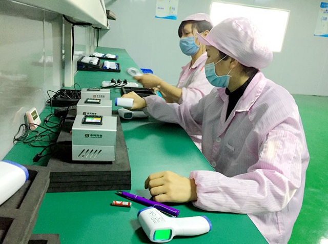 火力全開！宜賓這個(gè)企業(yè)1天能生產(chǎn)20萬(wàn)個(gè)口罩，還有8000只溫度計(jì)(圖5)