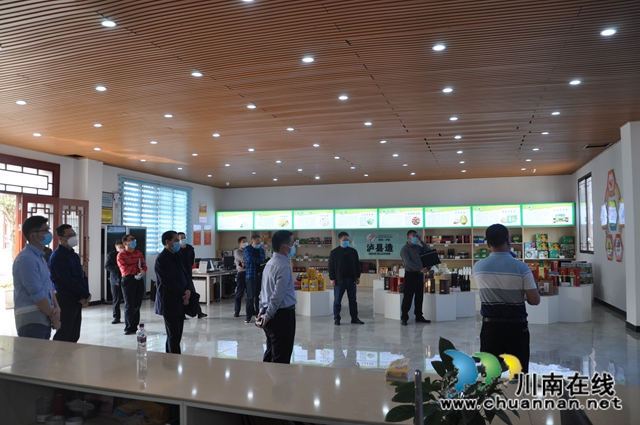 重慶市永川區(qū)到瀘縣考察宅基地制度改革工作