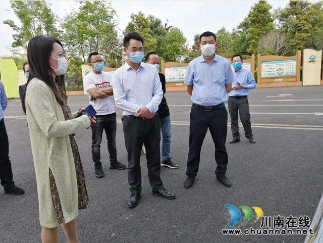 合江縣委統(tǒng)戰(zhàn)部到瀘縣玉蟾街道清平社區(qū)考察統(tǒng)戰(zhàn)工作(圖2)
