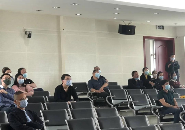 挪用公款+受賄！宜賓一公司老板被判了！(圖2)