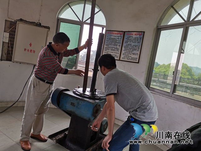 瀘縣水庫開閘放水，自流灌溉8萬畝稻田(圖3)