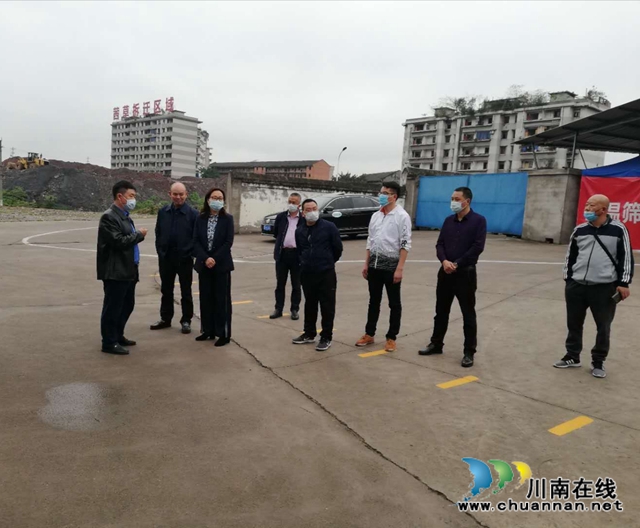 江陽區(qū)教體局到茜草街道開展開學(xué)復(fù)課準(zhǔn)備工作評估檢查