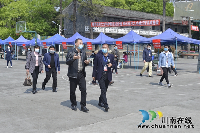 省教育廳督查瀘縣建校2020年春期高三復(fù)課開(kāi)學(xué)工作(圖10)