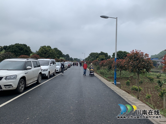 龍馬潭區(qū)特興街道桐興村“三舉措” 譜寫人居環(huán)境整治新篇(圖2)