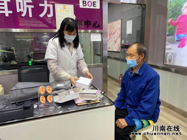 江陽區(qū)泰安街道殘聯(lián)助力殘疾人免費(fèi)安裝助聽器(圖2)