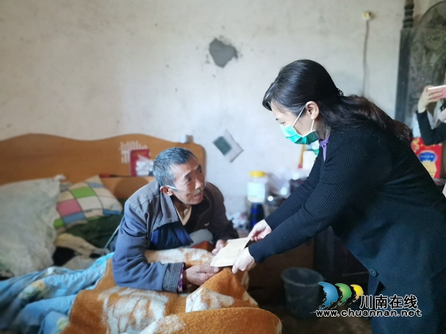 瀘州市殘聯(lián)走訪慰問瀘縣受疫情影響的困難殘疾群眾