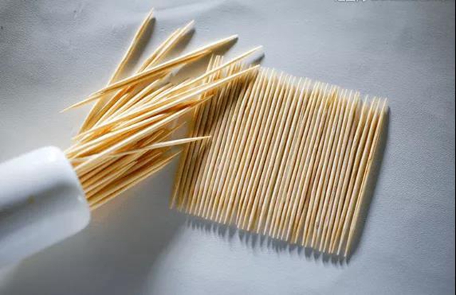 【關(guān)注】男子吞下牙簽，穿腸破肚？