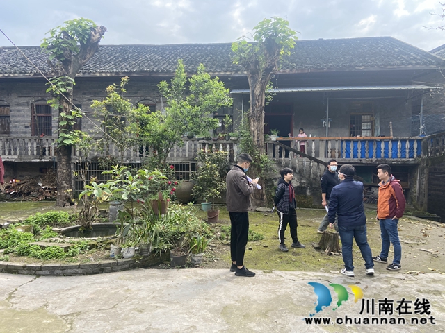 瀘縣住房城鄉(xiāng)建設(shè)局到立石鎮(zhèn)指導(dǎo)傳統(tǒng)村落規(guī)劃與建設(shè)(圖2)