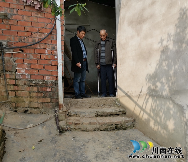 江陽(yáng)區(qū)殘聯(lián)開(kāi)展建檔立卡貧困殘疾人家庭無(wú)障礙改造需求調(diào)查助力脫貧攻堅(jiān)