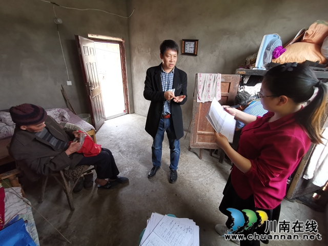 江陽(yáng)區(qū)殘聯(lián)開展建檔立卡貧困殘疾人家庭無障礙改造需求調(diào)查助力脫貧攻堅(jiān)(圖2)