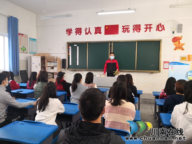 龍馬潭區(qū)玉帶河學(xué)校開展新冠肺炎疫情防控開學(xué)前演練(圖8)