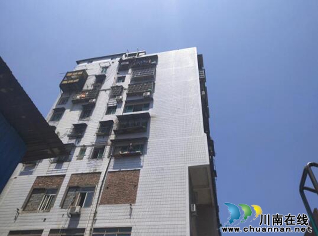 古藺縣綜合行政執(zhí)法局：快速出擊 鐵腕拆除違法建設(shè)(圖7)
