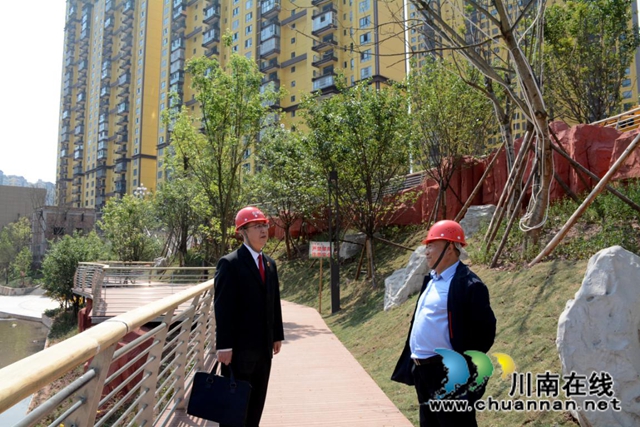 古藺縣法院院長汪小川到四川古鼎房地產(chǎn)開發(fā)有限公司調研破產(chǎn)重整推進情況(圖3)