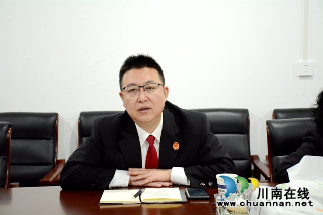 古藺縣法院院長汪小川到四川古鼎房地產(chǎn)開發(fā)有限公司調研破產(chǎn)重整推進情況(圖6)