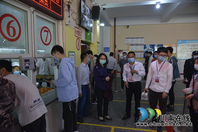 瀘州市教育和體育局檢查瀘縣建校開學(xué)復(fù)課工作(圖4)
