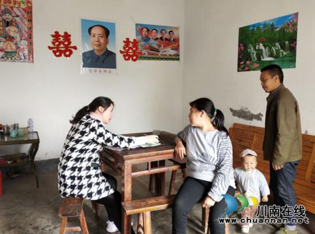 宜賓南溪區(qū)長興鎮(zhèn)紀(jì)委開展貧困戶“三色管理”督查督導(dǎo)(圖2)