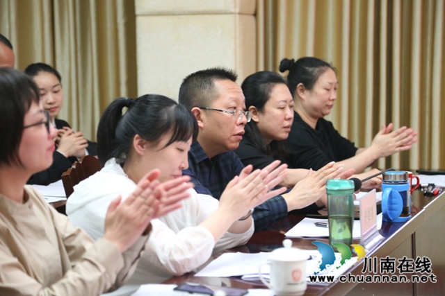 納溪法院舉辦“法徽在我心，忠誠鑄擔(dān)當(dāng)”演講比賽，看這些青年干警深情pk！(圖4)
