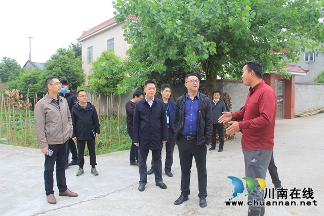 章磊到瀘縣云龍鎮(zhèn)督導(dǎo)河長(zhǎng)制工作