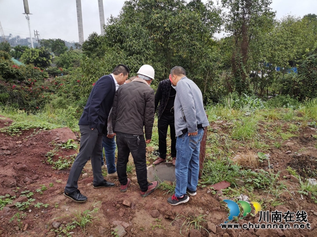 江陽區(qū)茜草街道桂圓林社區(qū)開展在建工地安全防控工作(圖2)